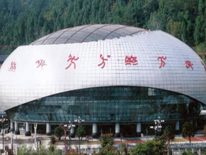 肥城体育中心球形网架加工安装